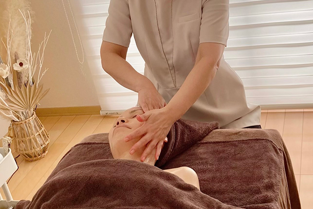 ご予約・お問い合わせ